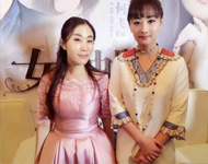 高洁与台湾影星陈德容合影