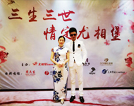 高洁与黄晓明御用替身陶飞羽合影